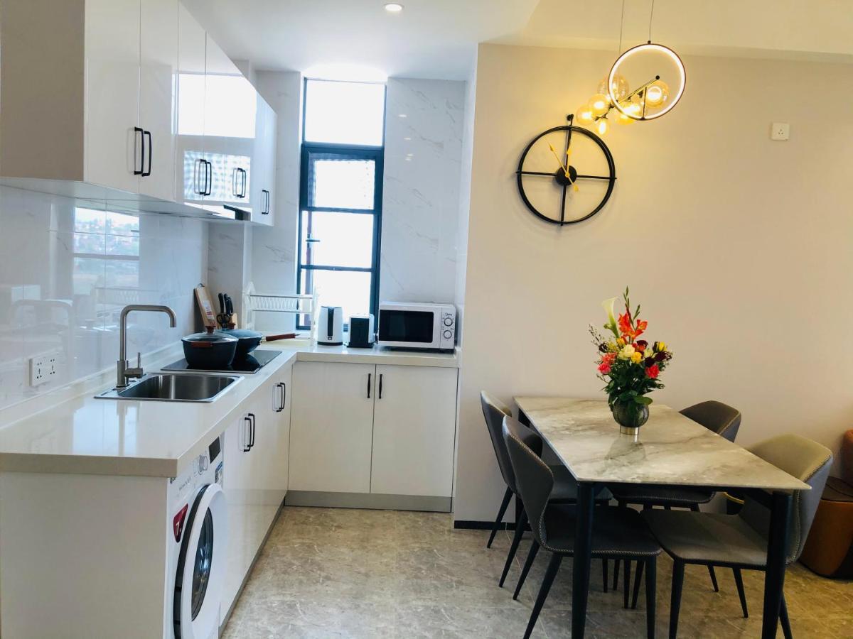 Rose Garden Private Apartment By Link คิกาลี ภายนอก รูปภาพ