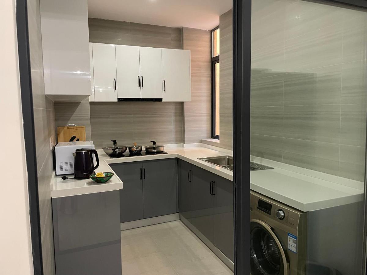 Rose Garden Private Apartment By Link คิกาลี ภายนอก รูปภาพ