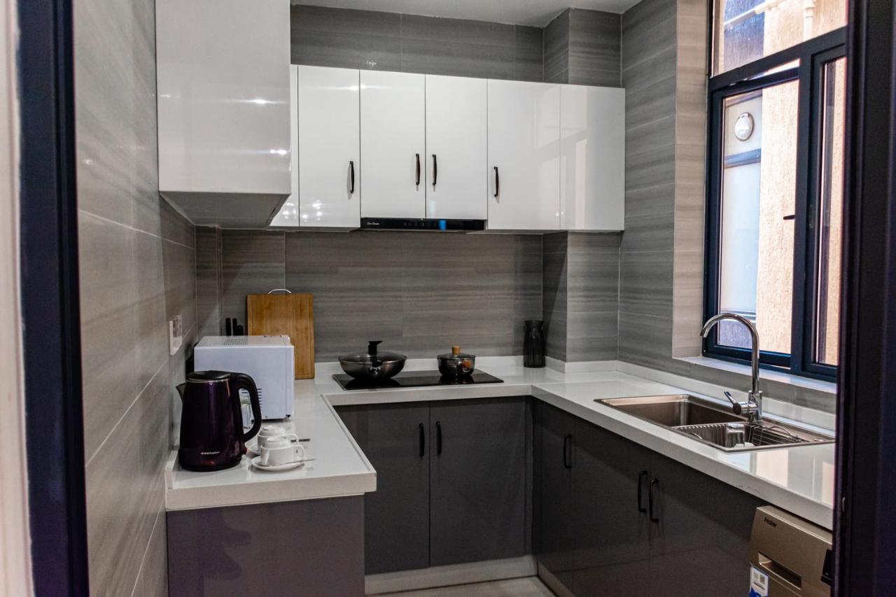 Rose Garden Private Apartment By Link คิกาลี ภายนอก รูปภาพ